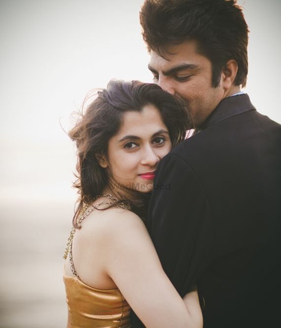 Couple Shoots - The Wedding Shades Pictures _ Wedding Photographers in Mumbai - WedMeGood